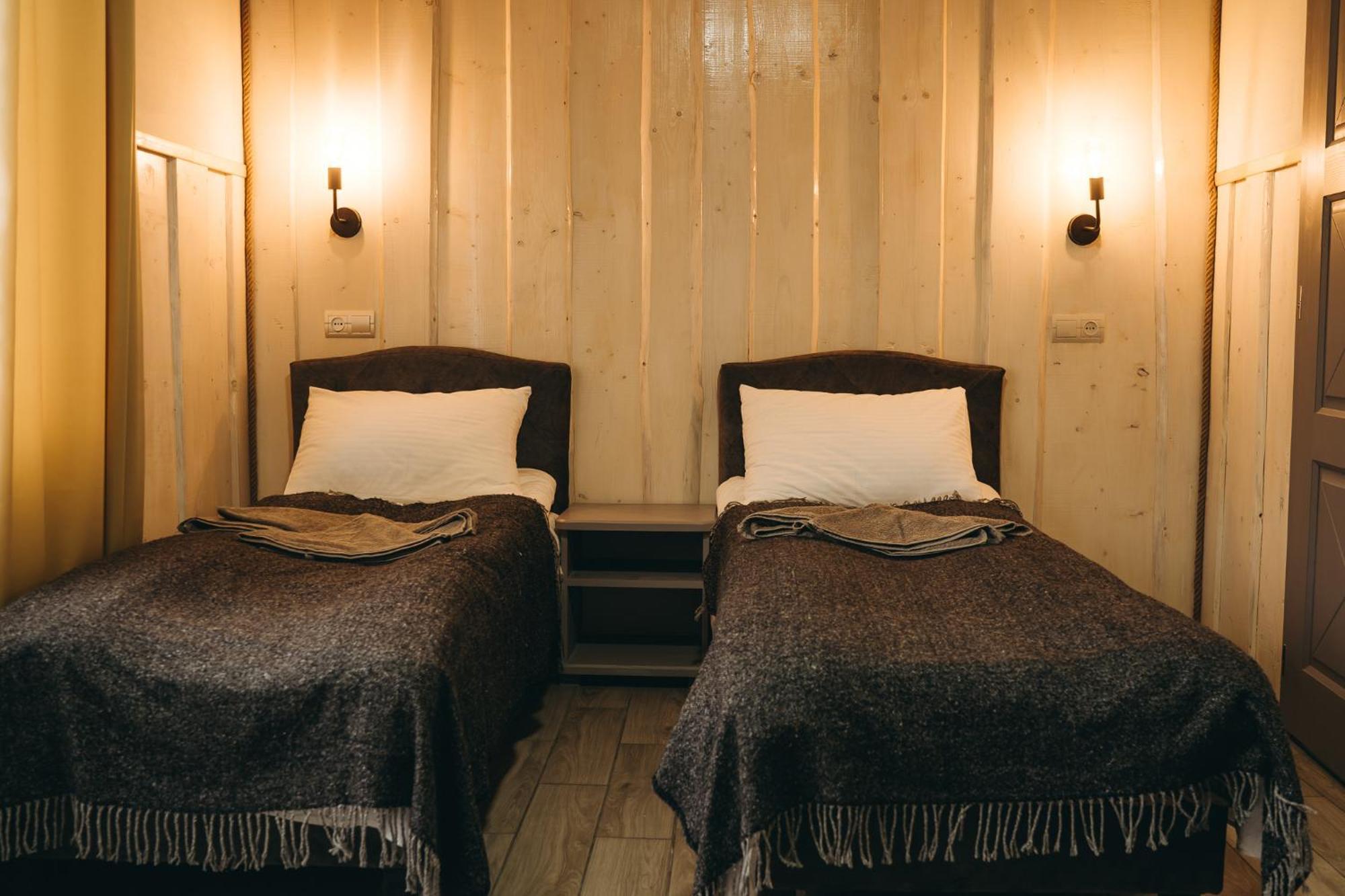 Sv Hotel&Camp Лазещина Екстер'єр фото