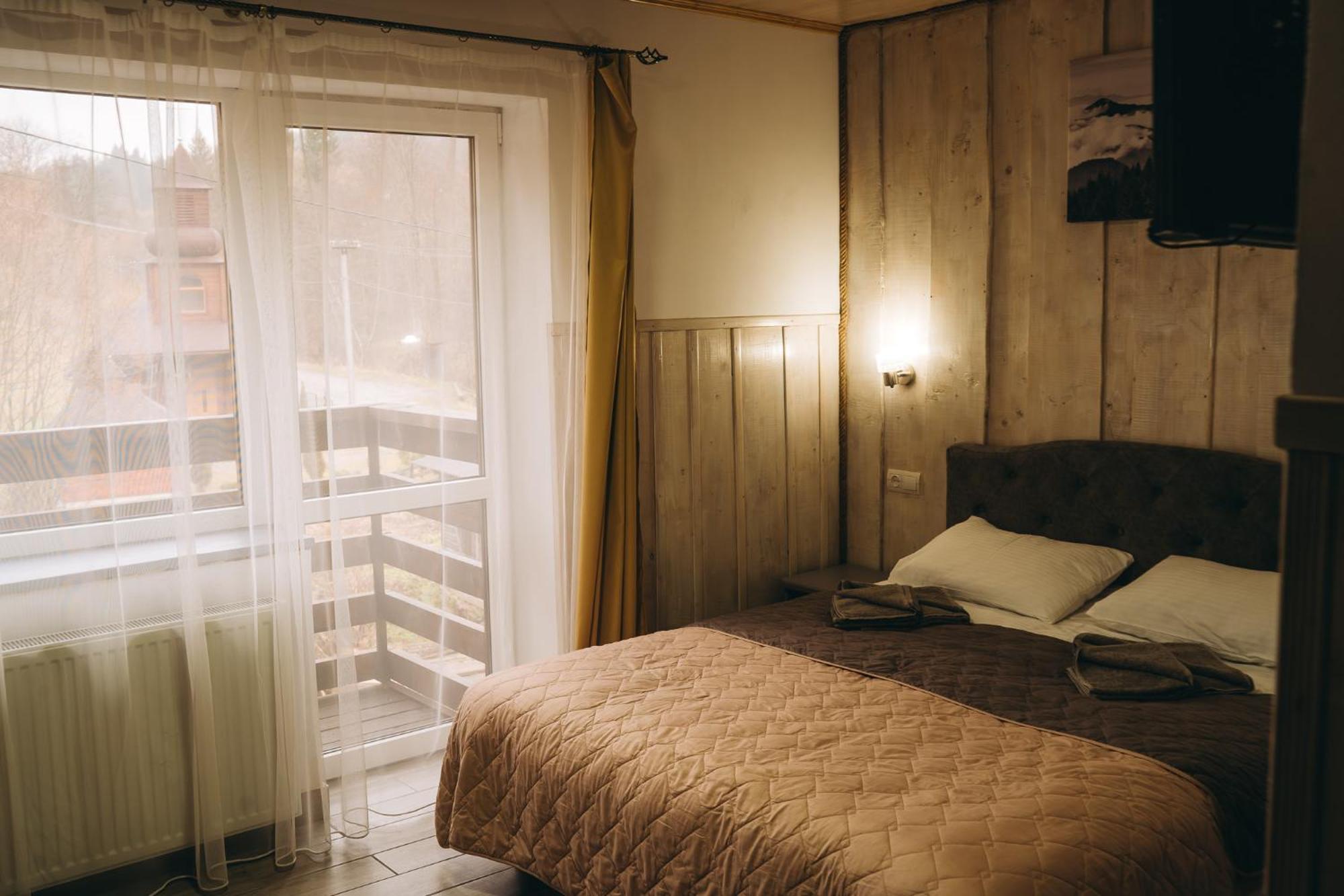 Sv Hotel&Camp Лазещина Екстер'єр фото